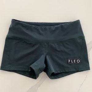 Fleo 3.25 Contour Shorts
